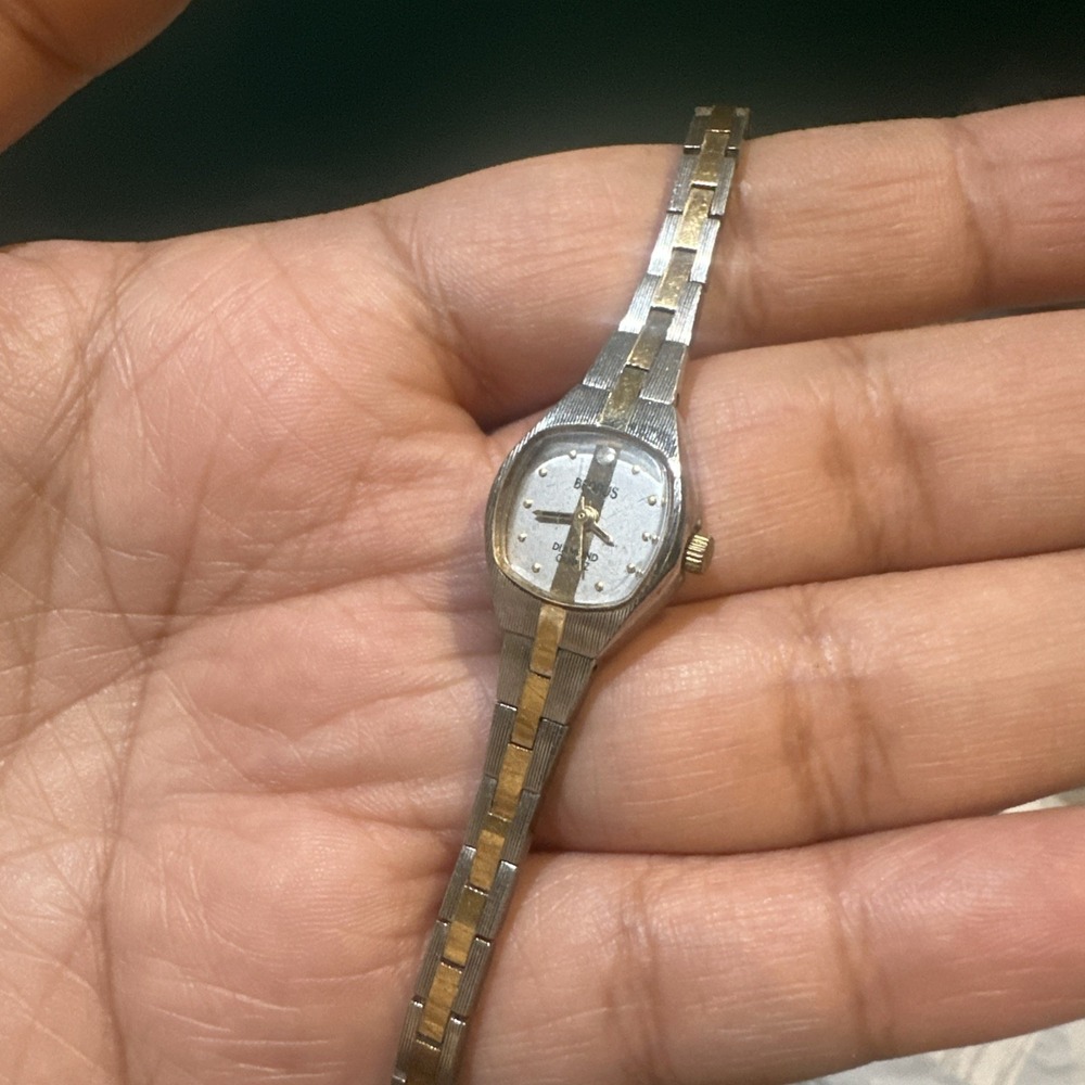 Working Vintage Benrus Diamond Quartz Ladies Watch Two Tone 16mm Fit 6.5in Runs